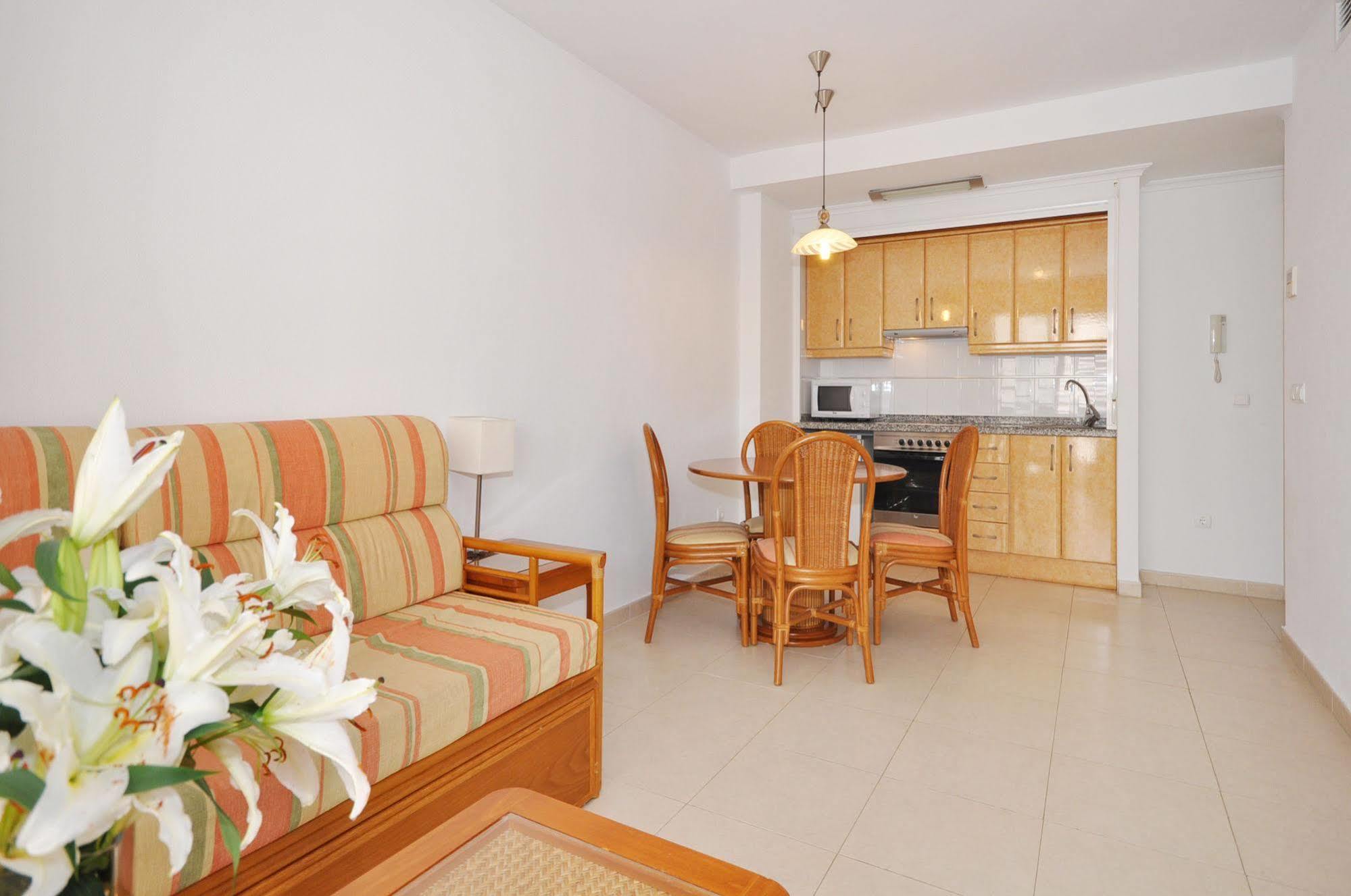 Apartamentos Ambar Beach Unitursa Calpe Esterno foto